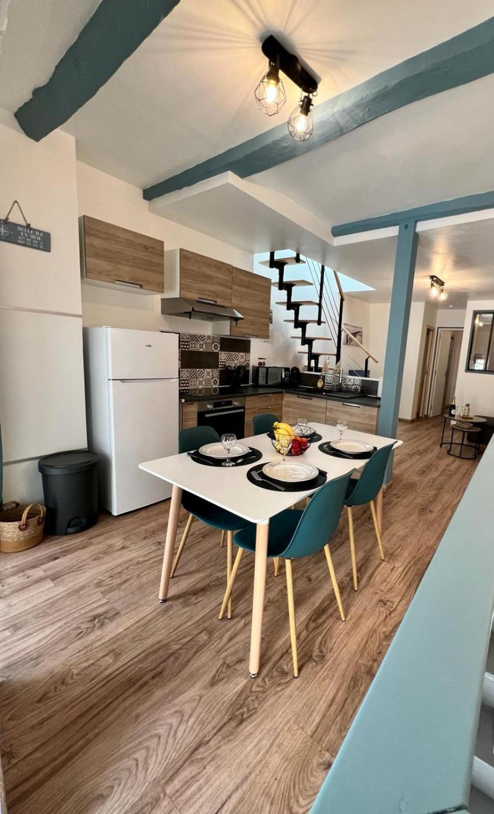 Le Palantin Apartment Le Palais Bagian luar foto