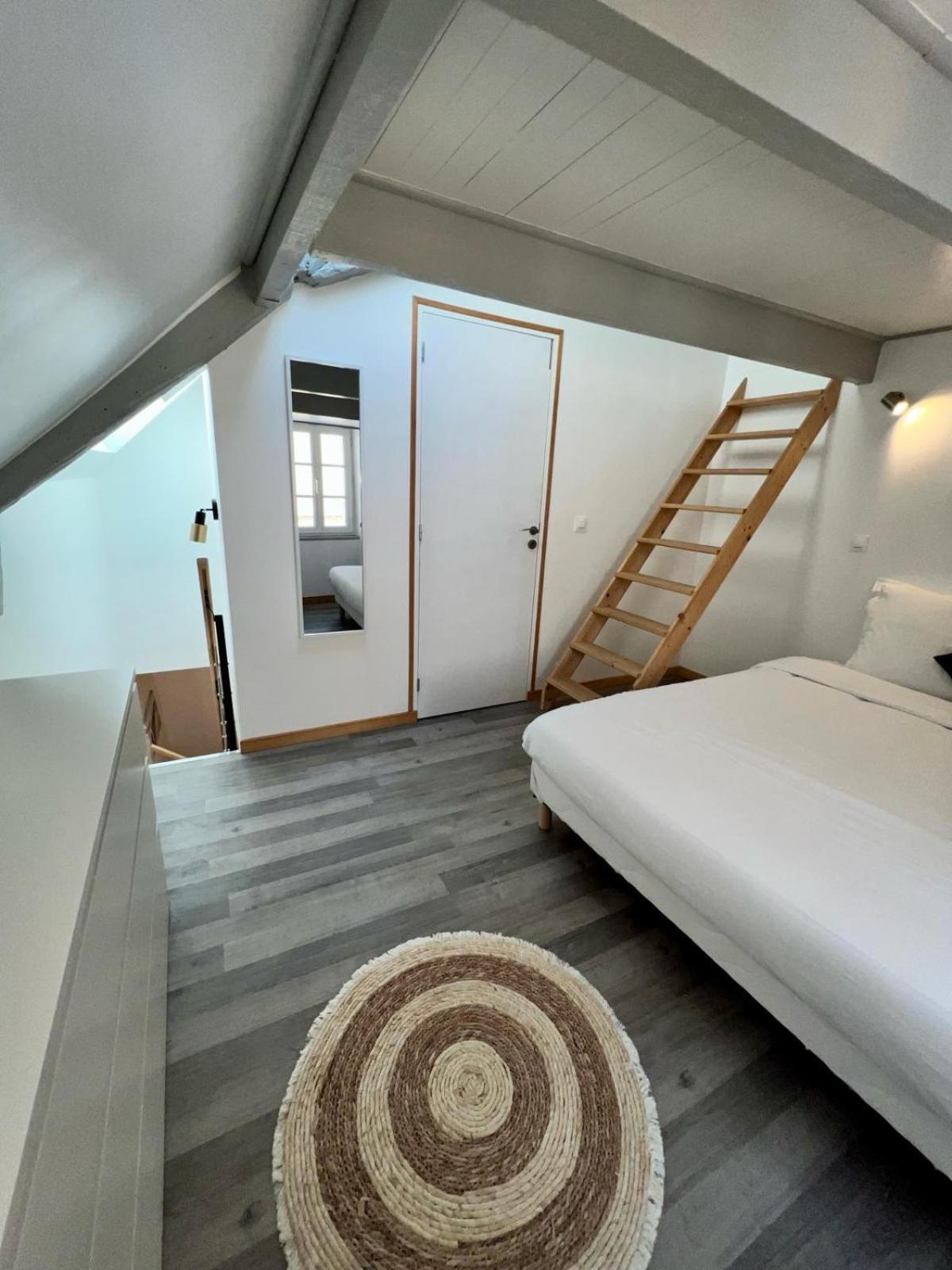 Le Palantin Apartment Le Palais Bagian luar foto