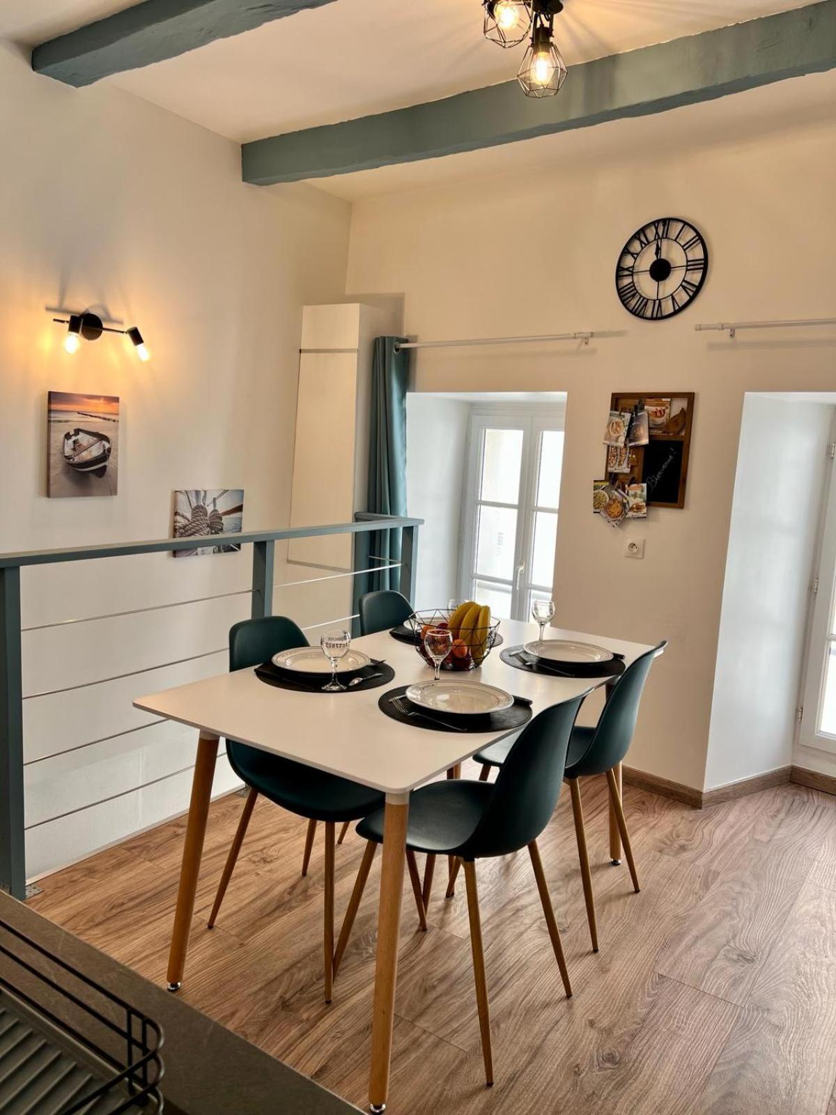 Le Palantin Apartment Le Palais Bagian luar foto